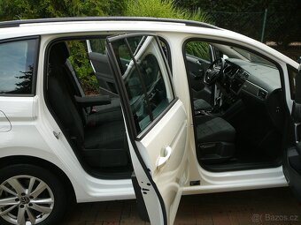 VW TOURAN 2.0 TDI 90KW FULLLED NAVI ACC FRONT EL.TAŽNÉ 2021 - 9