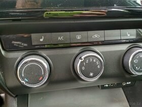 ŠKODA OCTAVIA COM III 4x4,2,0 TDi,ESP,KLIMA,ČR.SERVISKA - 9