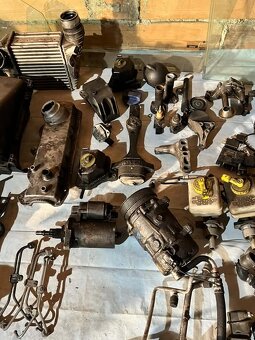 levné náhradní díly z Octavia 1.9 tdi 66,81 Kw 1.8 92 kw - 9