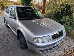 Prodám Škoda Octavia sedan 2.0i 85kw rv 2001 - 9