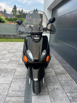 YAMAHA Majesty 125 - 9