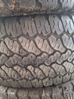 Pneu 255/55 r 20 - 9