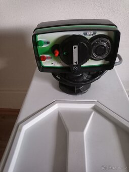 Funkční automatický změkčovač (úpravna) vody Aquina kabinet - 9