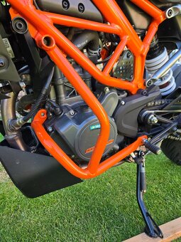 KTM Duke 125 2023 - 9