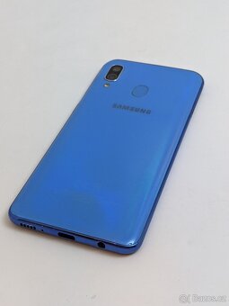 Samsung Galaxy a40 4/64gb blue. Záruka 6 měsíců. - 9