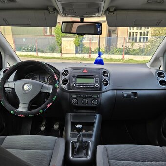Volkswagen Golf Plus 2.0 TDI - 9