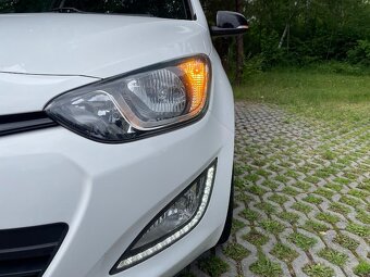 Hyundai i20, Family Go, 1,2i 63 kW, CŘ, 1. majitel, CEBIA - 9