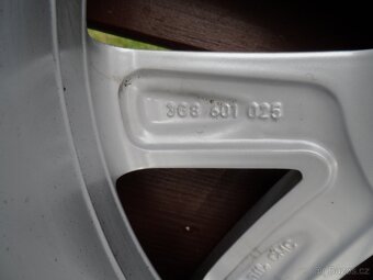 Originál Alu Kola +Zimní Pneu VW Passat 215/55/17 5X112 - 9