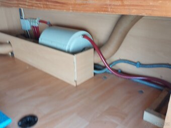 DETHLEFFS pro 4.Fr.postel. Mover+bat. Sprcha. 100km/h - 9