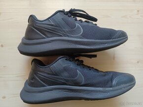 Boty Nike Star Runner 3GS 38,5 - 9