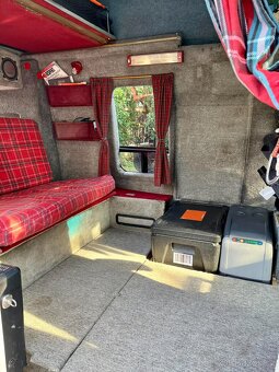 VW Transporter, obytná T3, 1987 - 9