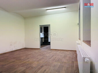 Pronájem bytu 2+1, 70 m², Ostrava, ul. Nádražní - 9
