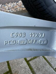 Zimní sada ALU kol Škoda Superb III 215/55 R17 - 9
