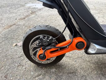 INOKIM OXO – výkonná elektrokoloběžka - 9
