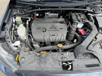 Mitsubishi Lancer 1.8 benzin Automat 2009 - 9