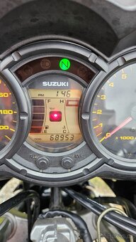 Suzuki DL 650 V Strom - 9