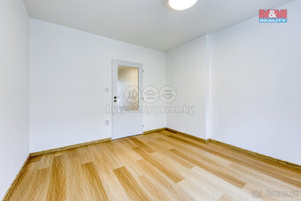 Pronájem bytu 3+1, 74 m², Plzeň, ul. Pecháčkova - 9