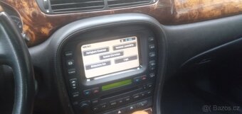 Jaguár SType 4,2 liter V8 - 9
