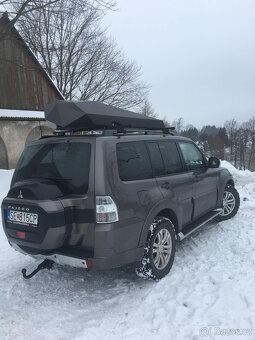 Mitsubishi Pajero - 9