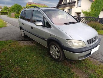 Opel Zafira 1.8 92Kw LPG - jede na tři valce, bez SPZ - 9
