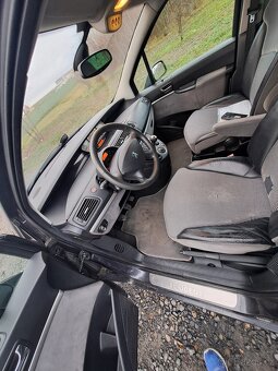 Peugeot 807, 2.0 HDI 100KW 2009 - 9