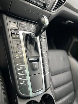 Porsche Macan Turbo Performance 324kw - pekny stav  - 9