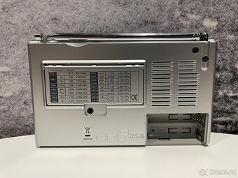 Sangean ATS-404 AM/FM Stereo/SW Receiver - 9