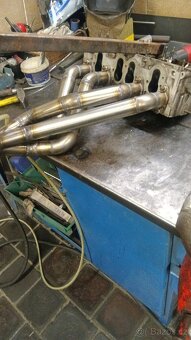 Závodní motor VW 2.0 8V - 9