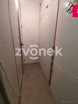 1+kk s balkónem, pěkné a klidné prostředí Zlína - 9