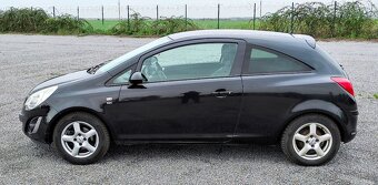 Opel Corsa D 1,4 64 kW r.v. 2012, 2x klíč, 2x kola, serviska - 9