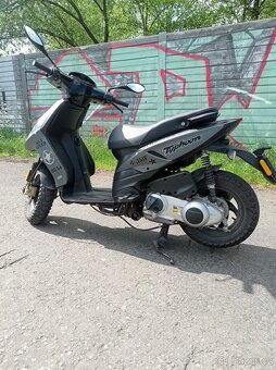 Piaggio new typhoon 125 - 9