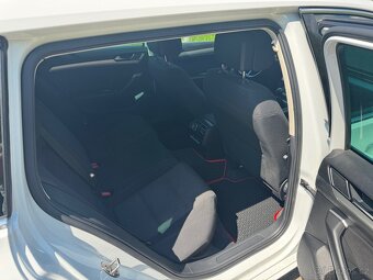 Volkswagen Passat b8 1.6tdi 88kw - 9