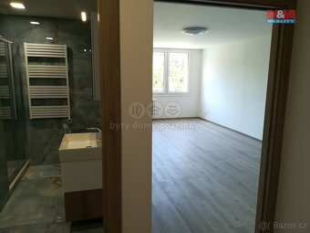 Pronájem bytu 3+1, 74 m², Neratovice, ul. Dr. E. Beneše - 9