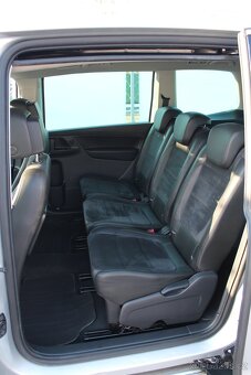 VW Sharan 2.0TDI 4MOTION + HIGHLINE+7MÍST+2/2015+PR. SERVIS - 9