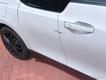 BMW i3 Facelift LED kamera tepelko navigace parkpilot - 9