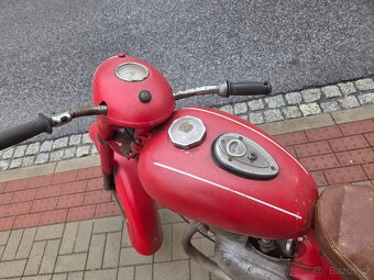 Jawa 250/353 kývačka - 9