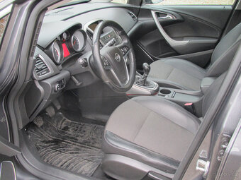 Opel Astra 1.7 DTR - 9