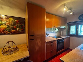 🌿🏡 Prodej chaty na Chvalčově pod lesem s nádherným výh 🏡✨ - 9