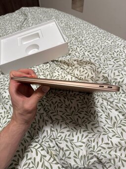 Apple MacBook RM1 2020 - 9