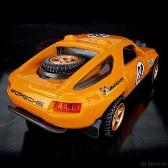 Hot Wheels Elite 64 Porsche 928 Safari - 9