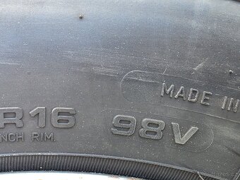 215/65/16 Letní kola Dacia Duster 5x114,3 - 9