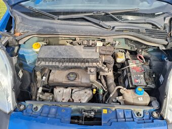 Citroën Nemo 1,4i 55 kW 2009 - 9