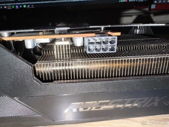 AMD Radeon RX6650 XT (ASUS ROG Strix) - 9