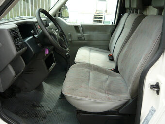 VOLKSWAGEN TRANSPORTER 2.5 TDI - 9