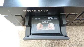 TASCAM DA-30 - 9