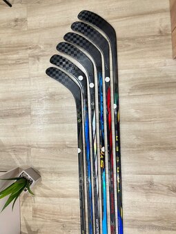 SPÁJANÉ HOKEJKY - PRAVÉ - BAUER BORON 5 PROTOR - TRACER - 9