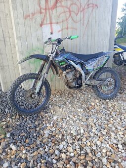 Kawasaki kxf 250 - 9