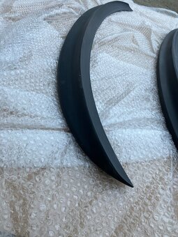 spojlery bmw 7 F01 F02 - 9