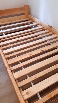 Postel 80x200, masiv borovice + matrace + čalounění - 9