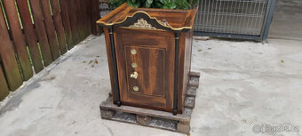 Kotoučový magnetofon + rádia.Cena 1500kč za vše. - 9